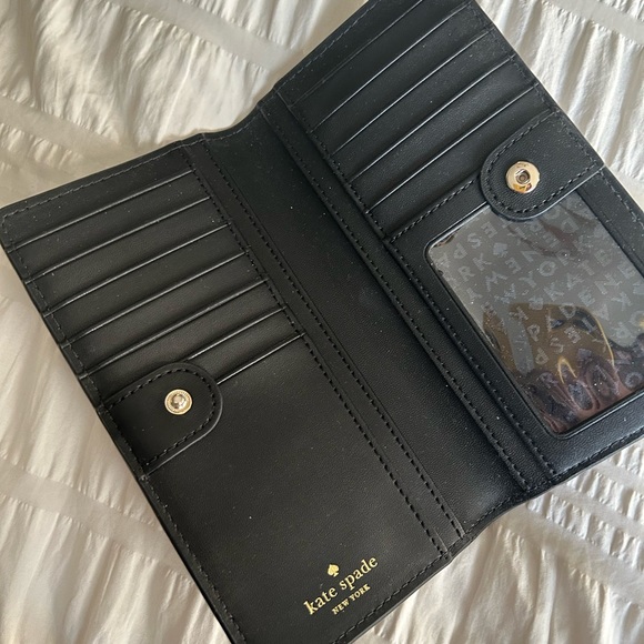 Kate Spade wallet - Picture 3 of 3